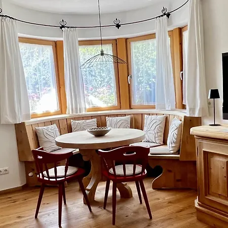 Gaestehaus Maier 키츠부헬